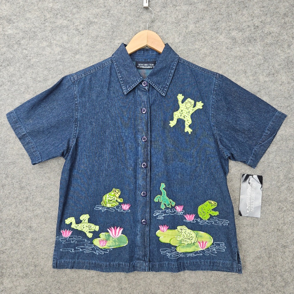 New Direction Womens Blue Denim Button Up Shirt Size S 100% Cotton Frog Lily Pad